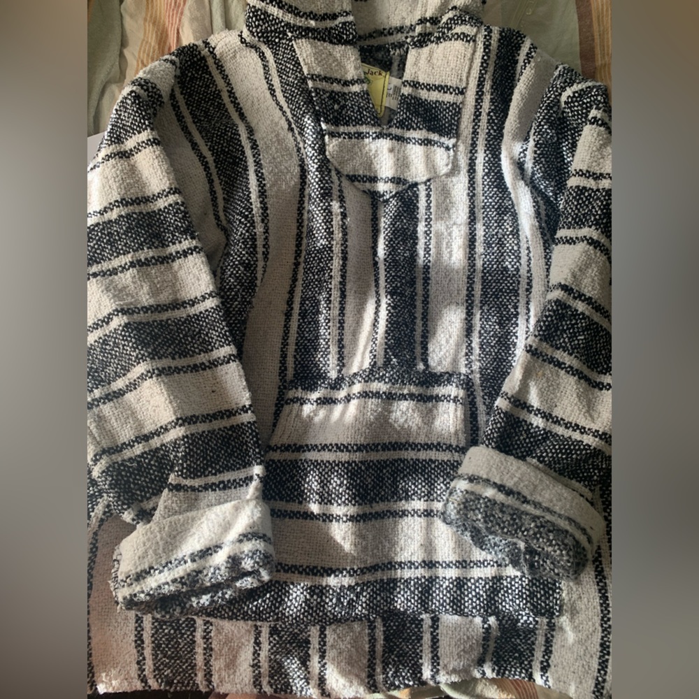 Iguana Jack Drug Rug Pullover